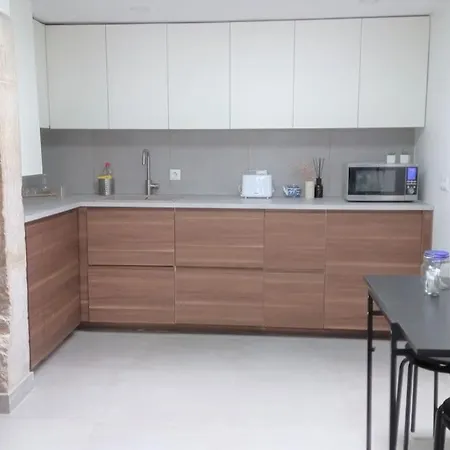 Spacious Charming Apt In Downtown. Casa Da Baixa. *