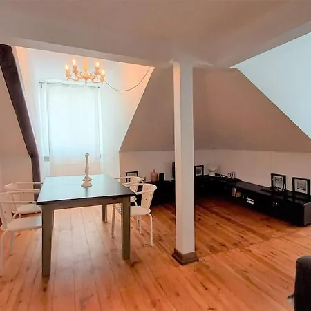 Spacious Charming Apt In Downtown. Casa Da Baixa. Apartment *