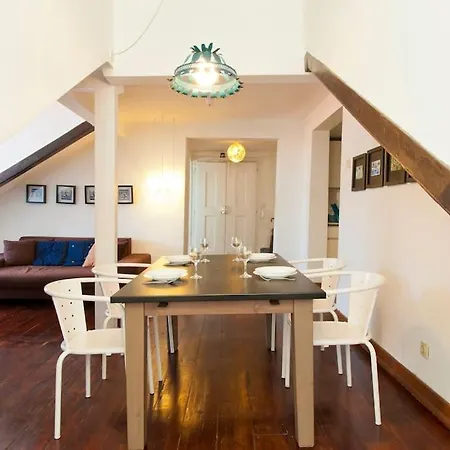 Spacious Charming Apt In Downtown. Casa Da Baixa.